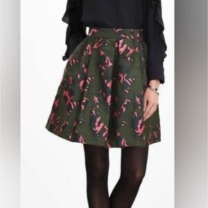 Banana Republic Mini Skirt - Size 4
